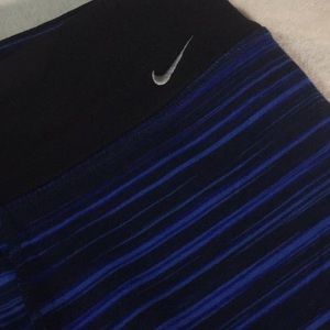 Nike Capri Blue and Black Leggings